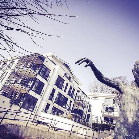 Louisa Bellevue * Sellin (Rugen)